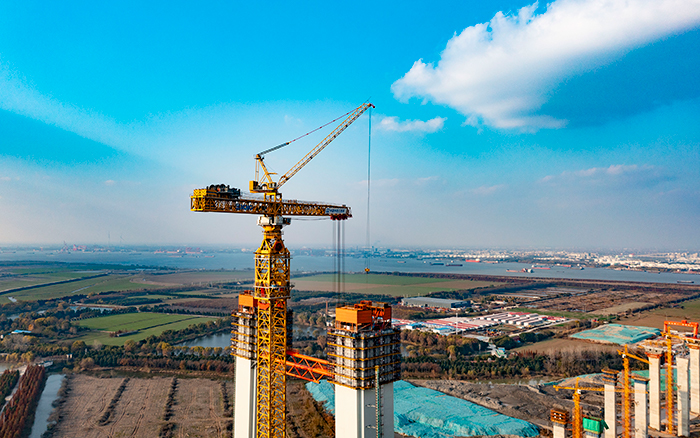 最重522吨！w88win优德超大塔助力张靖皋长江大桥冲刺六项“天下之最”