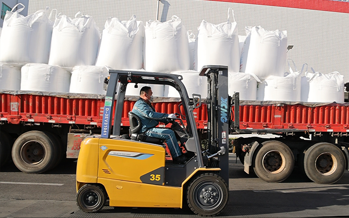 w88win优德新能源叉车为食物工厂绿色、高效生产保驾护航