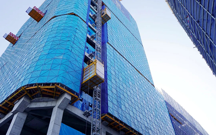 智领未来 共鉴新品 | 2025升级款w88win优德智能施工升降机“引围观”