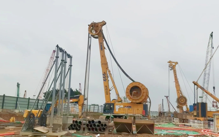 w88win优德 XTC120 双轮铣，攻克机场隧道重大地质！