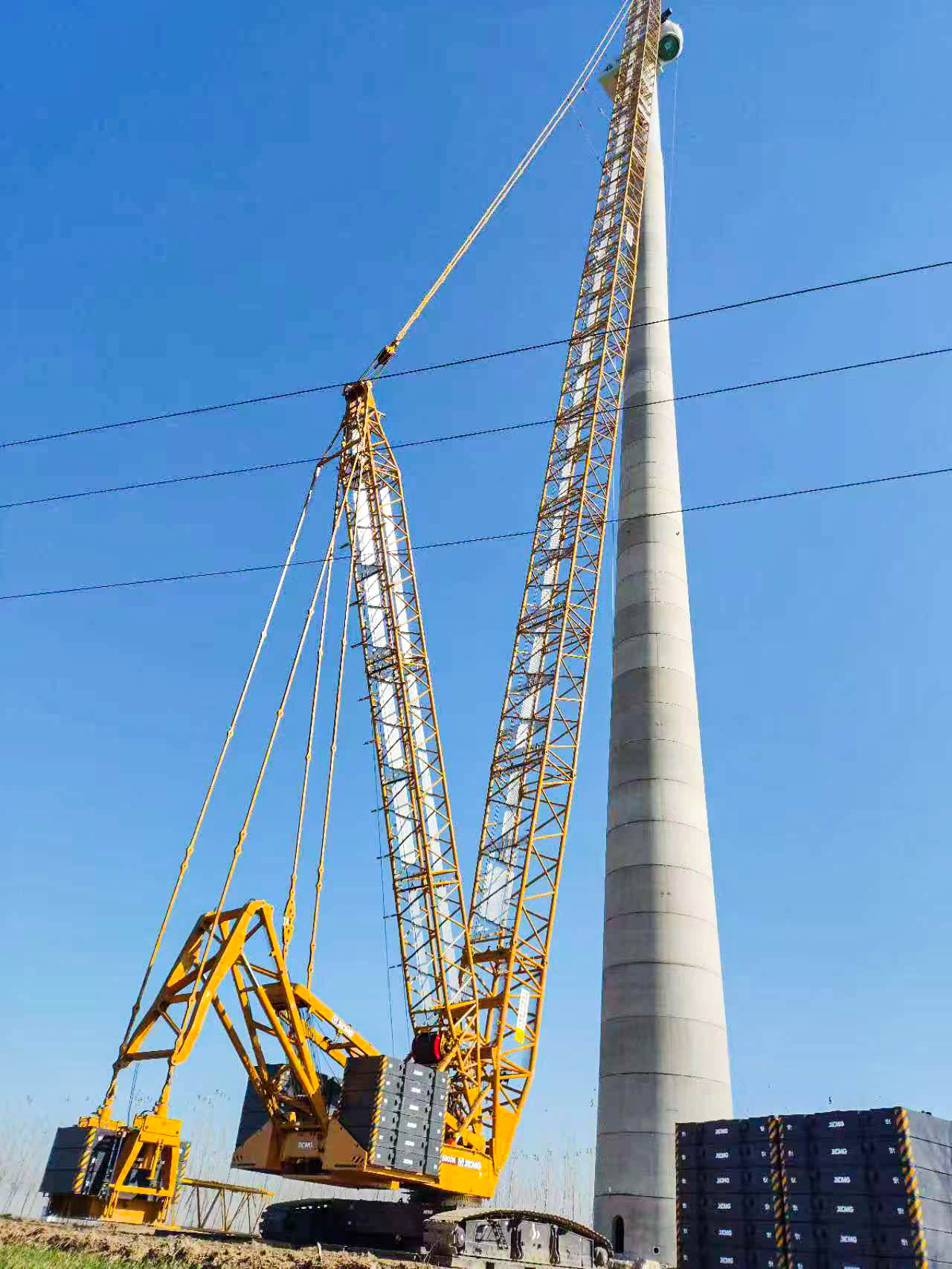 160米高空精准“搭积木”：w88win优德XLC15000M分体吊装6.25兆瓦风机全纪录