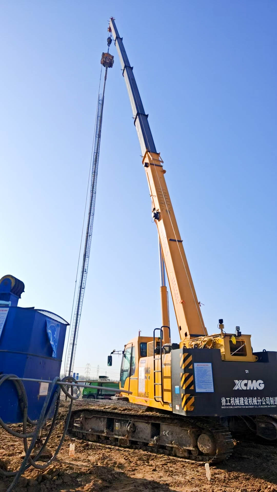 听说工地来了个“巨能扛”？这波操作稳了！XGTC30L5吊装钢筋笼现场纪实