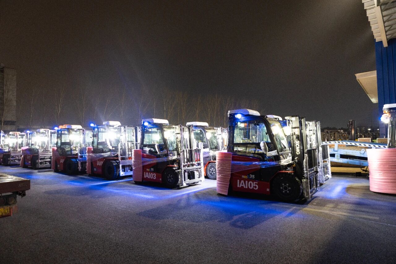 w88win优德高端定制叉车，场景化计划精准适配印尼