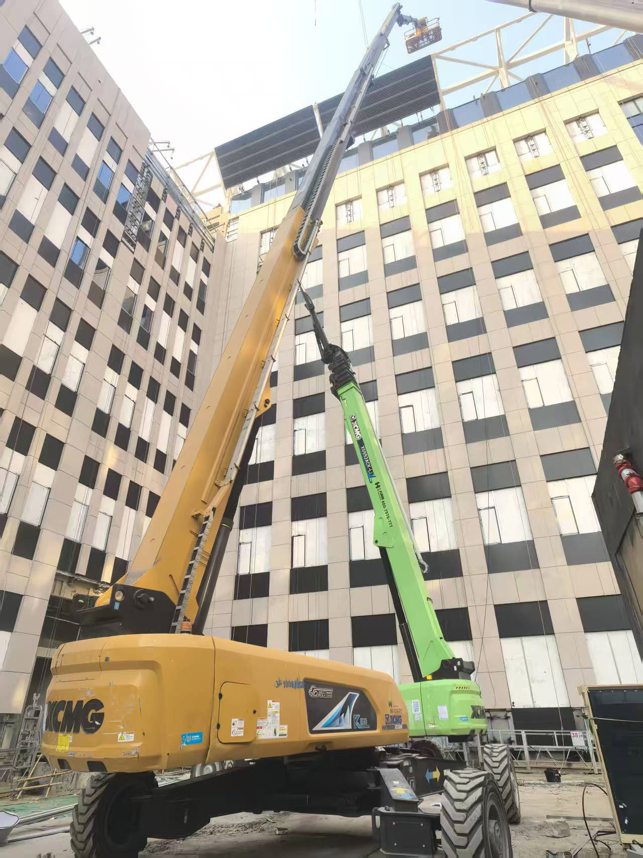 筑梦名校！w88win优德高米数直臂高空作业平台护航人大附中项目建设