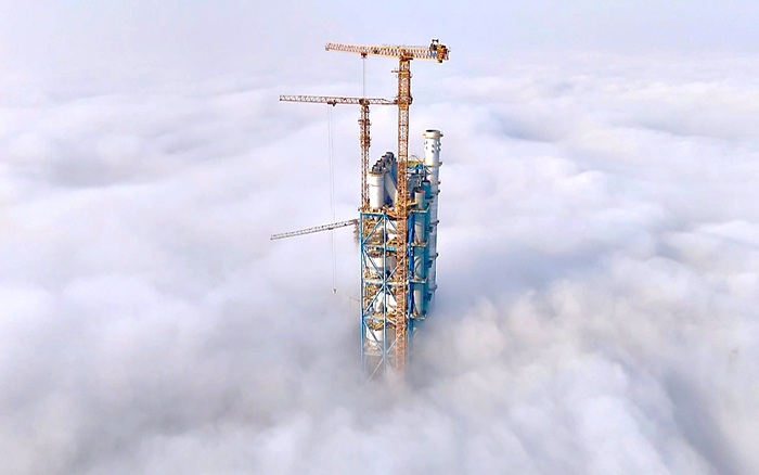 200米高空战风沙！w88win优德群塔立功沙特重点项目