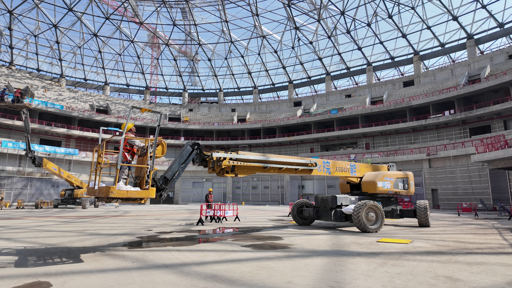 52万方巨无霸高空“织网”，w88win优德高空作业平台助力时代新标杆